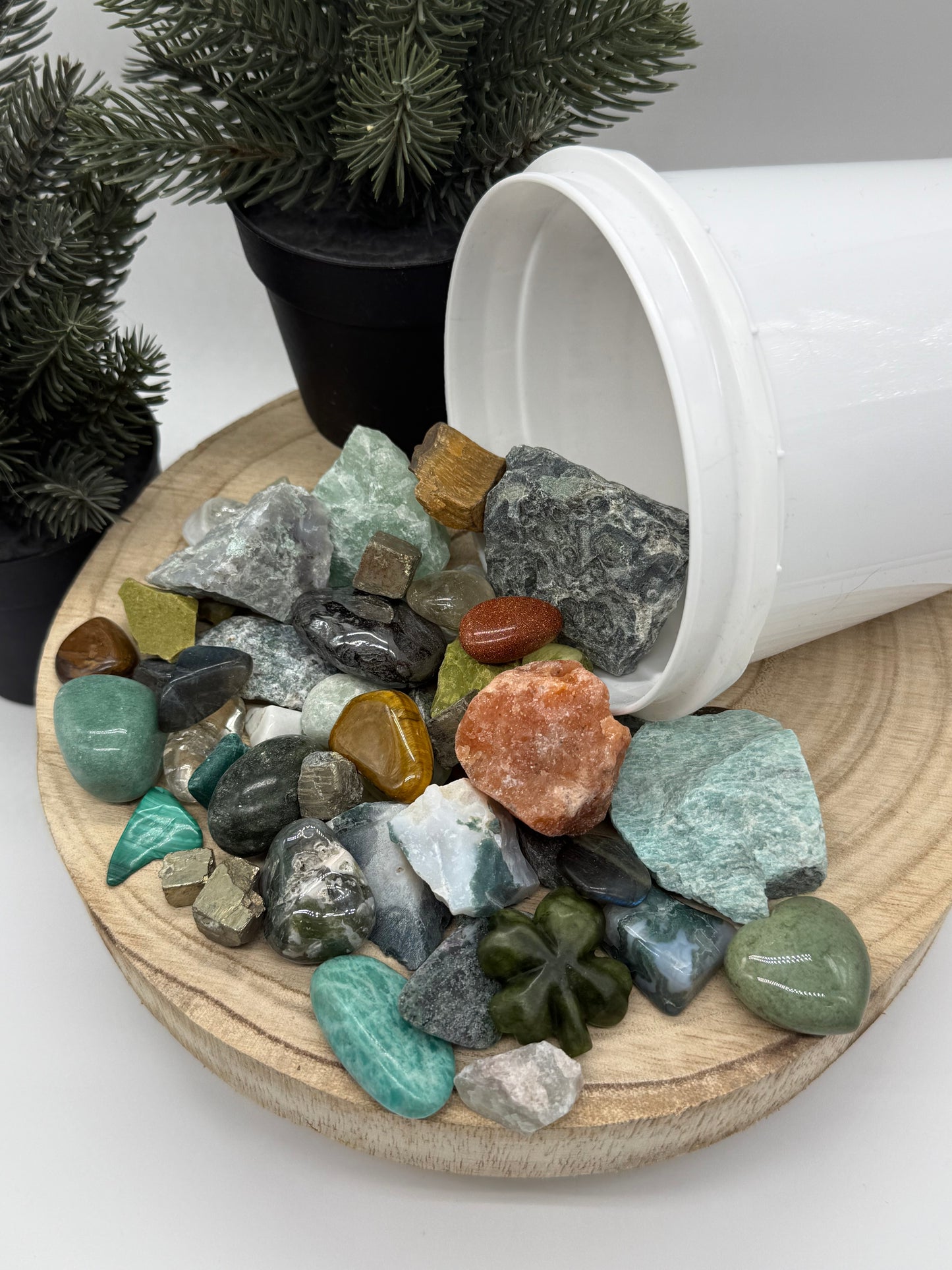 Good Luck Crystal Mining Kit - Lucky Gem Dig Bucket - Prosperity Crystal Set - Abundance Gift - Spiritual Gift - Lady of the Moss
