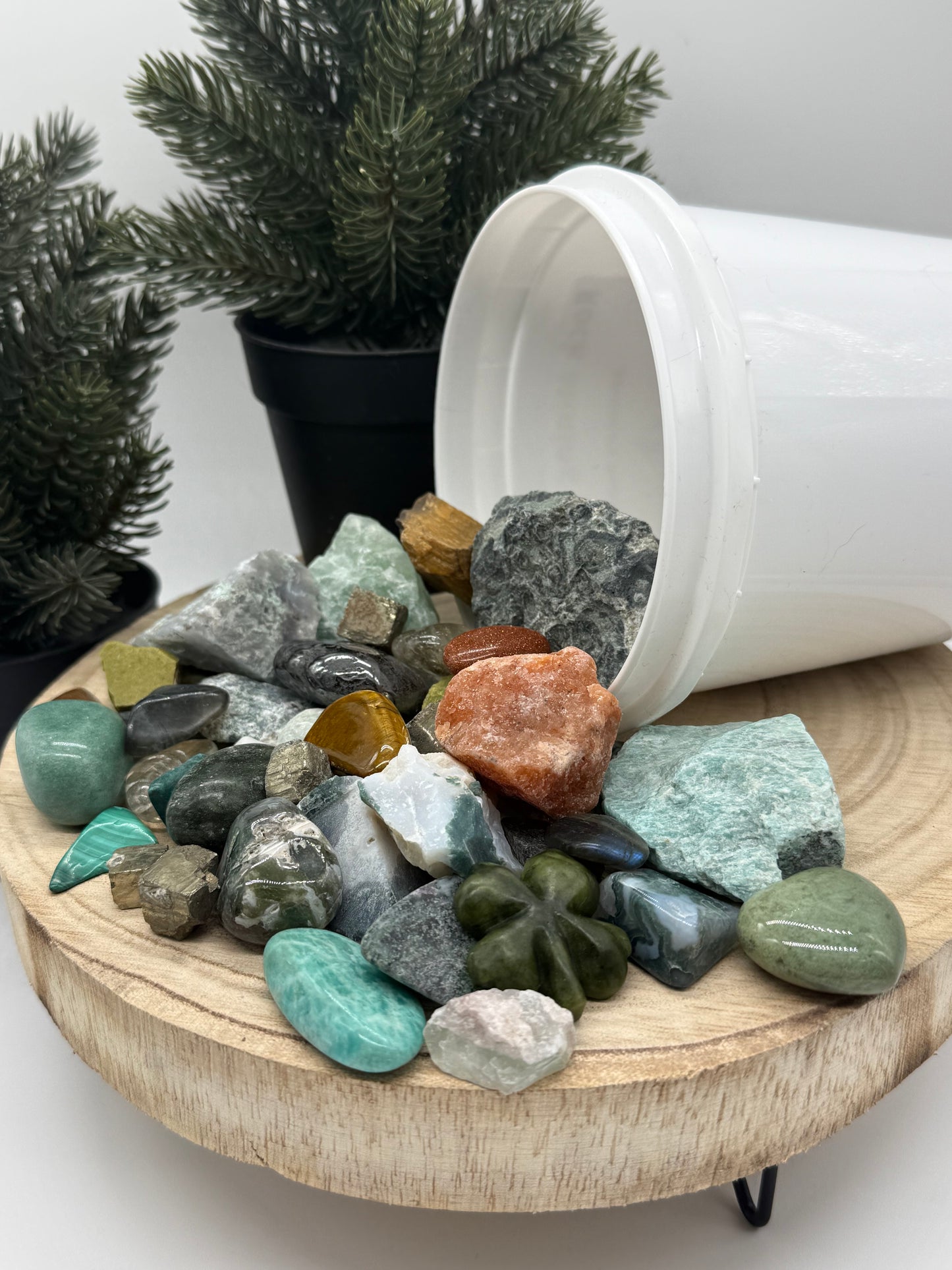 Good Luck Crystal Mining Kit - Lucky Gem Dig Bucket - Prosperity Crystal Set - Abundance Gift - Spiritual Gift - Lady of the Moss
