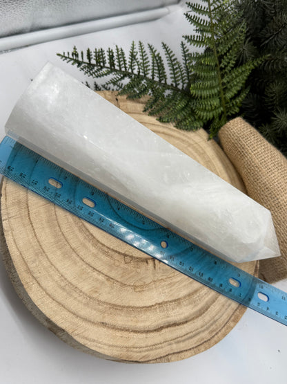 Large White Quartz Tower | Milky Quartz Crystal Point | 1.5 kg